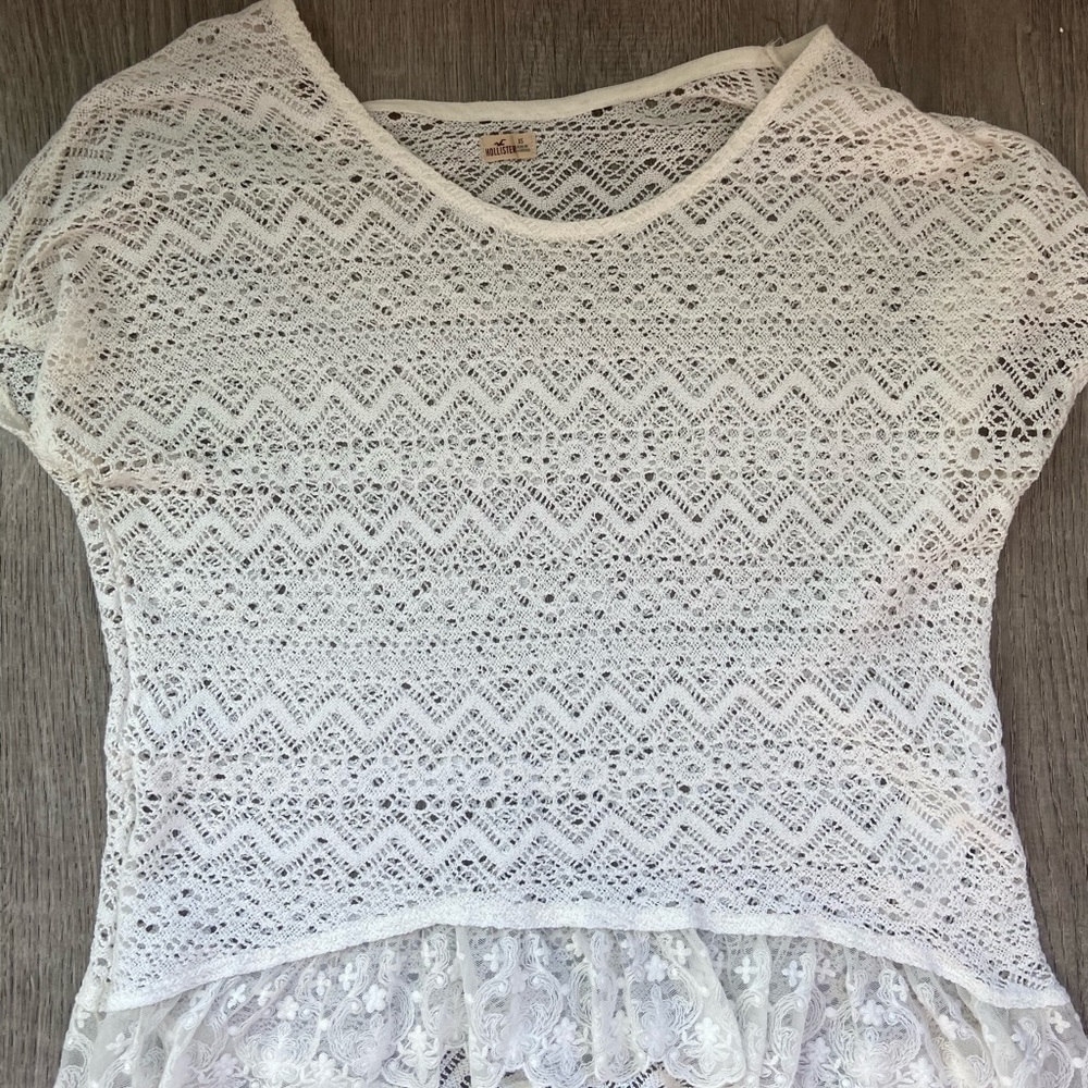 White lace Hollister shirt XS